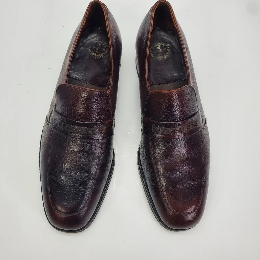 The Florsheim Shoe Men's 9.5 D Penny Loafers Distressed Leather Slip On Vintage